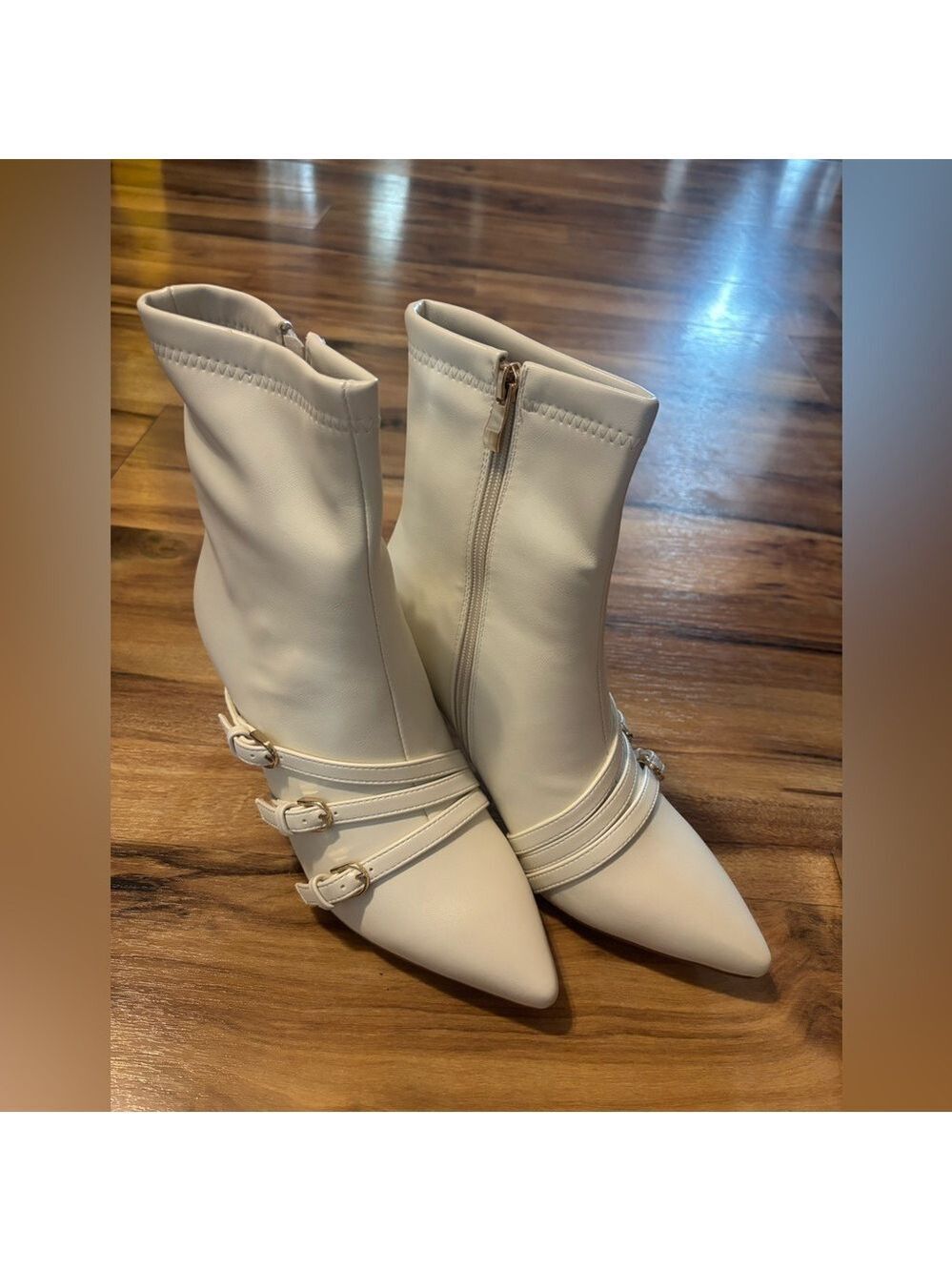 Womens White Ankle Heel Boots - Picture 4 of 9